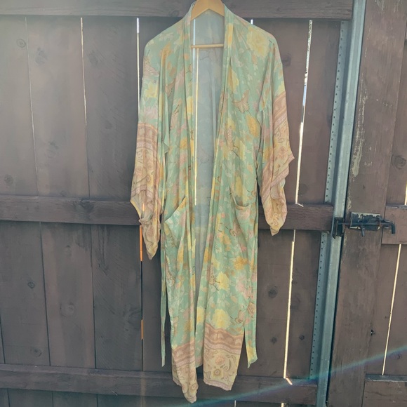Spell Butterfly Maxi Robe - Picture 4 of 7